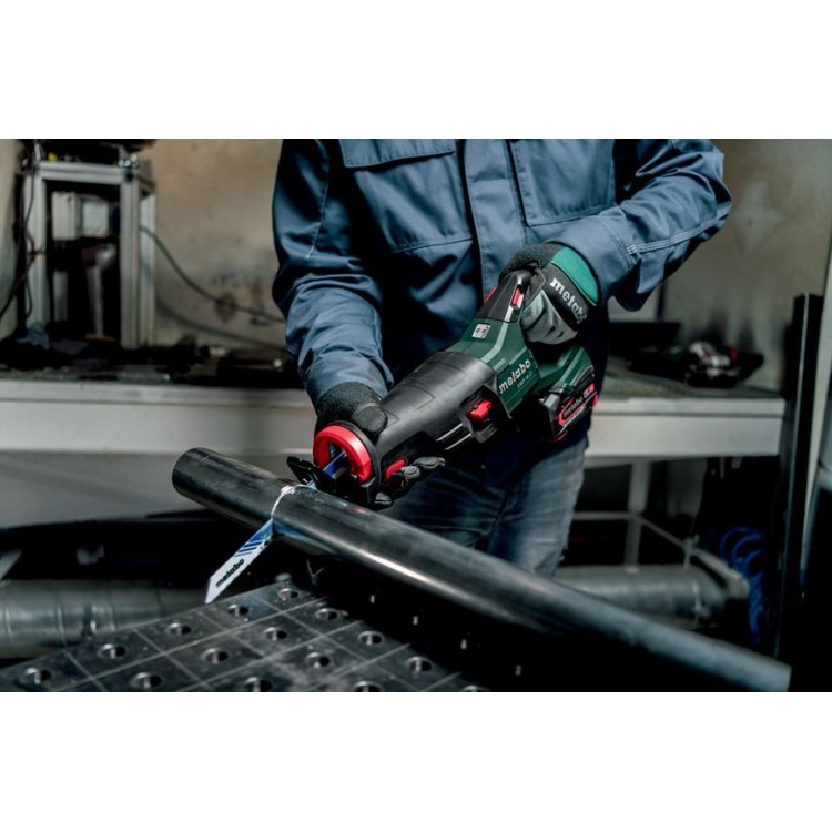 Акумуляторна шабельна пила Metabo SSEP 18 LT каркас в кейсі - фото 1