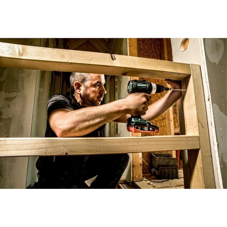 Акумуляторний дриль-шурупокрут Metabo BS 18 LT BL 2х4.0 Аг LiHD - фото 2