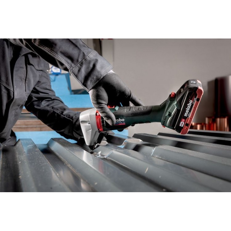 Акумуляторні висічні ножиці Metabo NIV 18 LTX BL 1.6 каркас в кейсі - фото 2