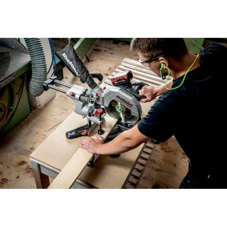 Акумуляторна торцювальна пила з протяжкою Metabo KGS 18 LTX BL 254 2х8.0 Аг - фото 5