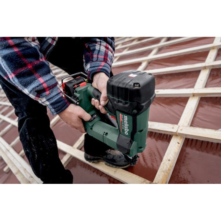 Акумуляторний цвяхозабивач Metabo NFR 18 LTX 90 BL каркас в кейсі - фото 5